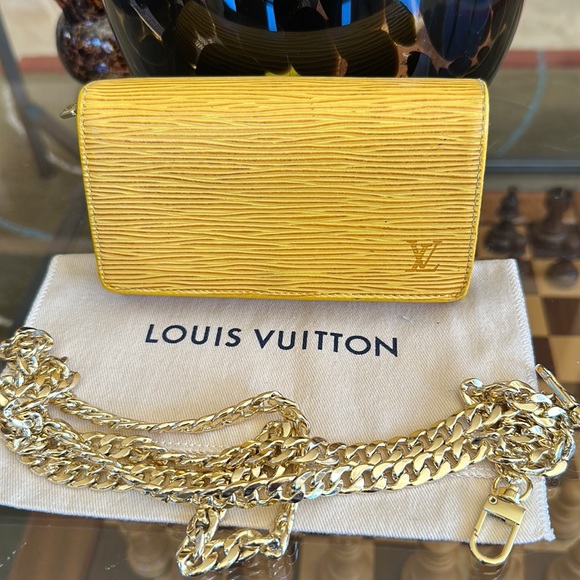 HOST PICK Louis Vuitton Epi Yellow Tresor Wallet with Dustbag, Box, Bag, Ribbon - Picture 14 of 15